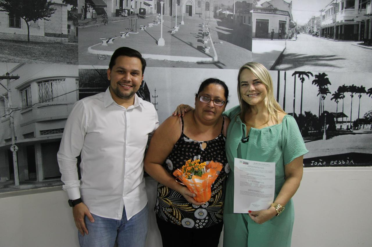 Câmara de Lorena aprova Projeto de Lei que cria Programa de Acolhimento e Suporte Psicológico para Mães Atípicas